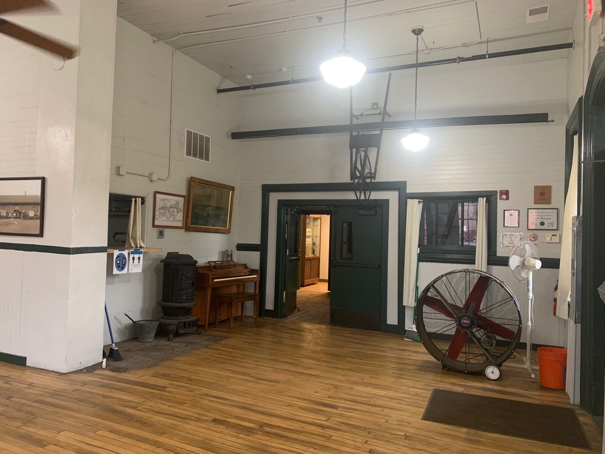 Cafe-Kitchen Photo 3